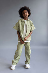 Cargo lapel shirt for kids with a stylish design and functional pockets