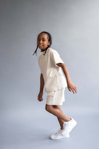Basic crewneck t-shirt for kids in soft cotton with a classic, everyday style