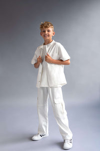 Cargo lapel shirt for kids with a stylish design and functional pockets